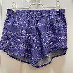Oiselle Limited Print Distance Shorts